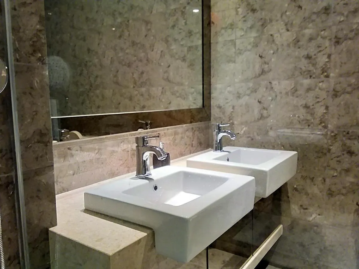 Sky Pool Designer Suite 2-7Pax At Kl City Kuala Lumpur 0*,